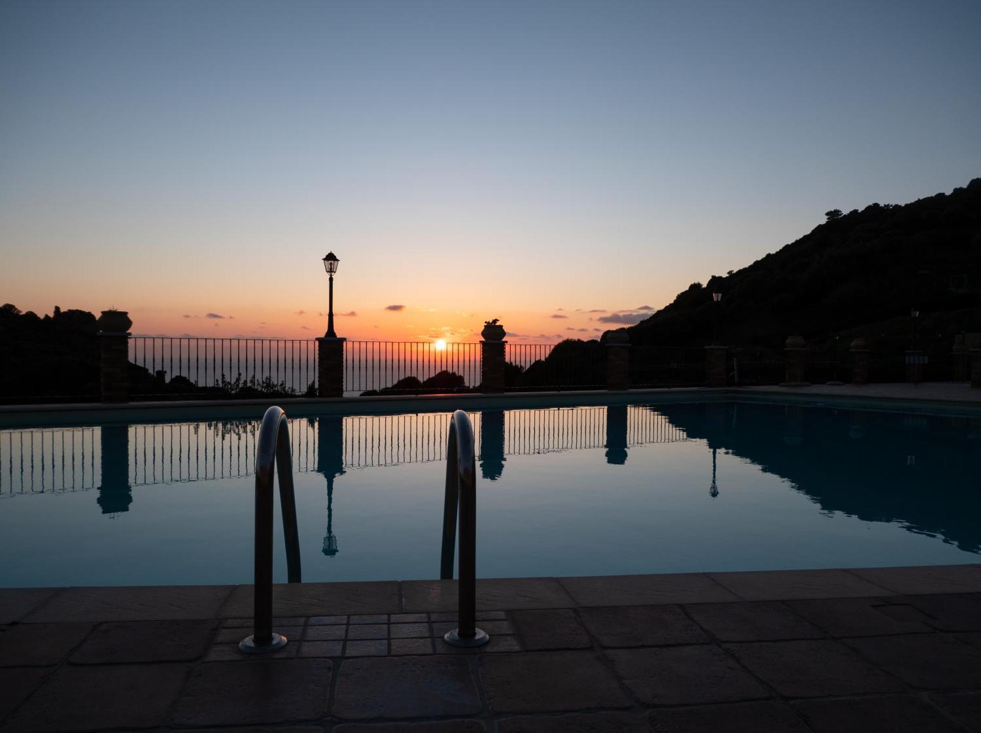 Il Tramonto Tanca Piras Villa Nebida Exteriör bild